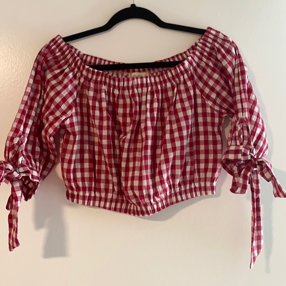 Crop top